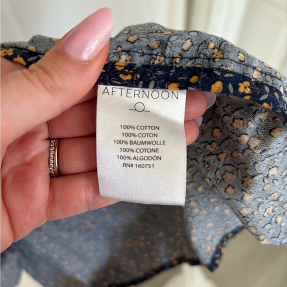 Stylish Dress - Picture 4 of 6